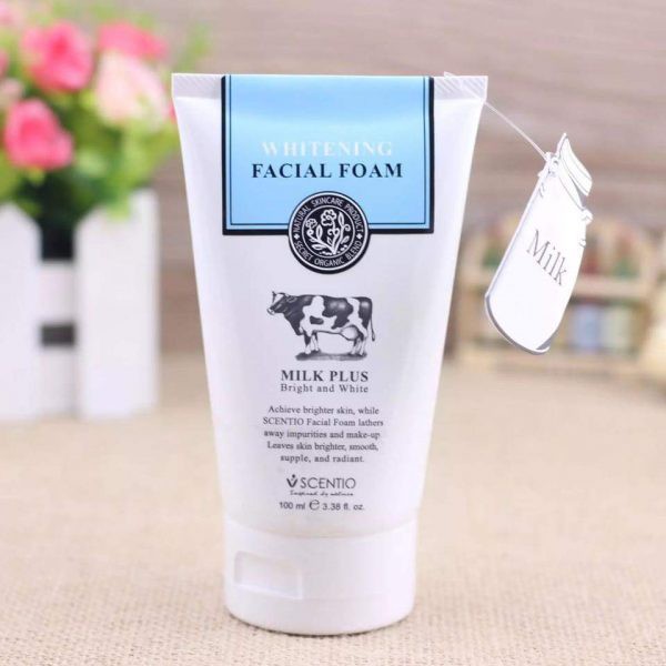 Sữa rửa mặt tạo bọt dưỡng trắng và trẻ hoá da Scentio Milk Plus 100ml