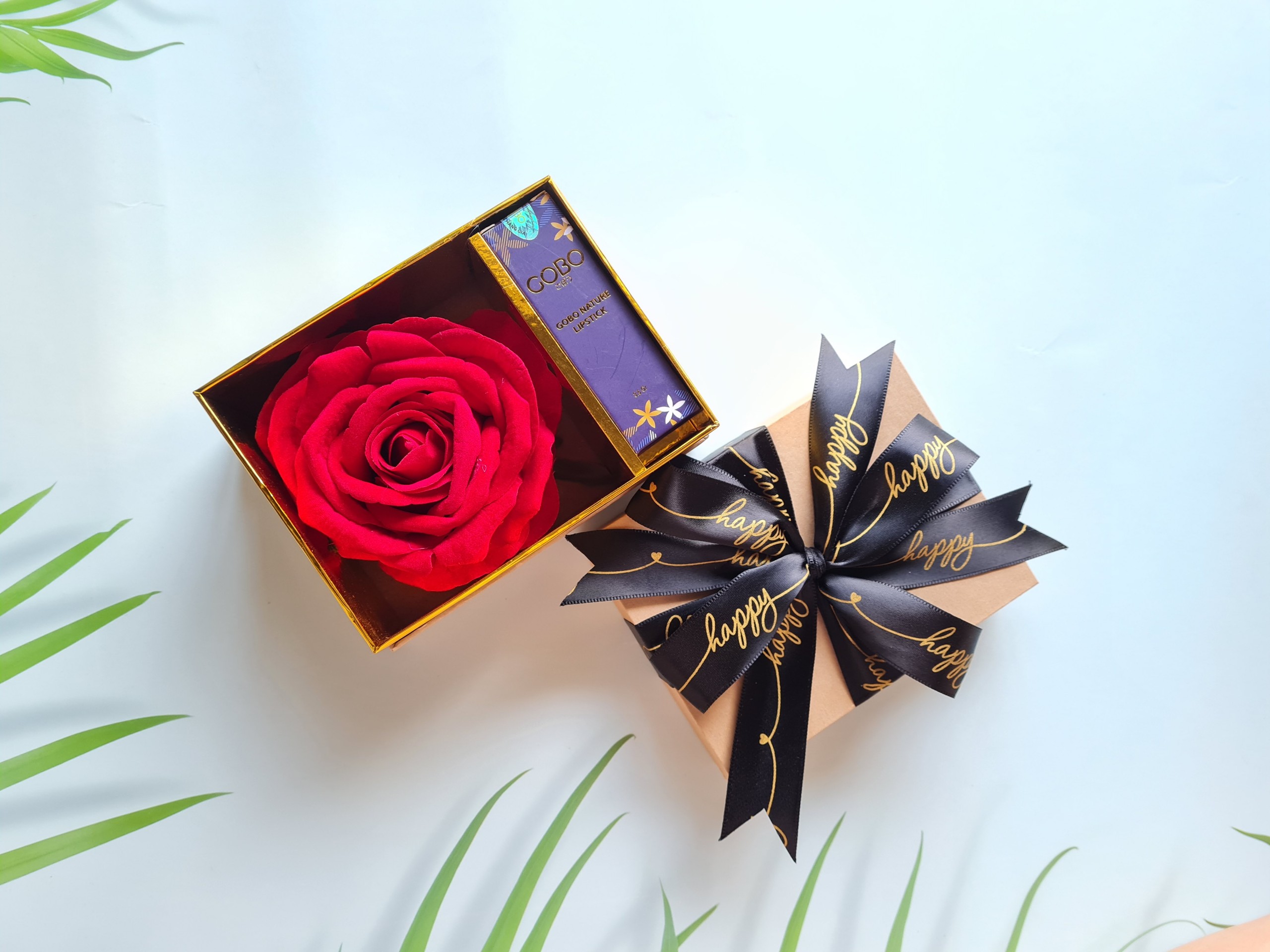 Quà tặng người yêu 8/3 - Hộp quà kèm son GOBO sang trọng, nhẹ nhàng cho nàng mê đắm – Son thiên nhiên không chứa chì, màu sắc thời thượng từ COCAYHOALA