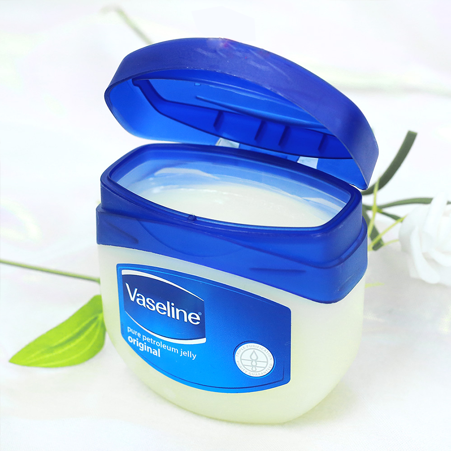 Sáp Dưỡng Ẩm Đa Năng Vaseline  Pure Petroleum Jelly Original 368g Mỹ cam kết hàng đúng mô tả, chất lượng đảm bảo an toàn đến sức khỏe người sử dụng, đa dạng mẫu mã, màu sắc, kích thước