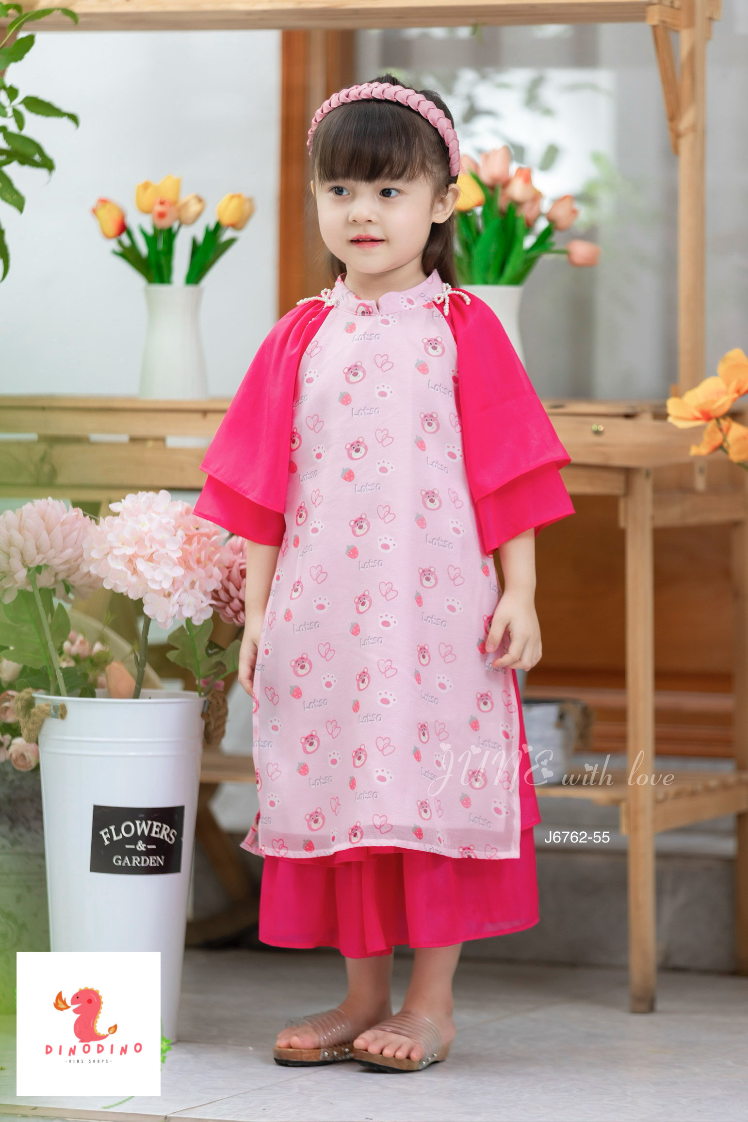 Áo dài gấu dâu cho bé gái siêu xinh