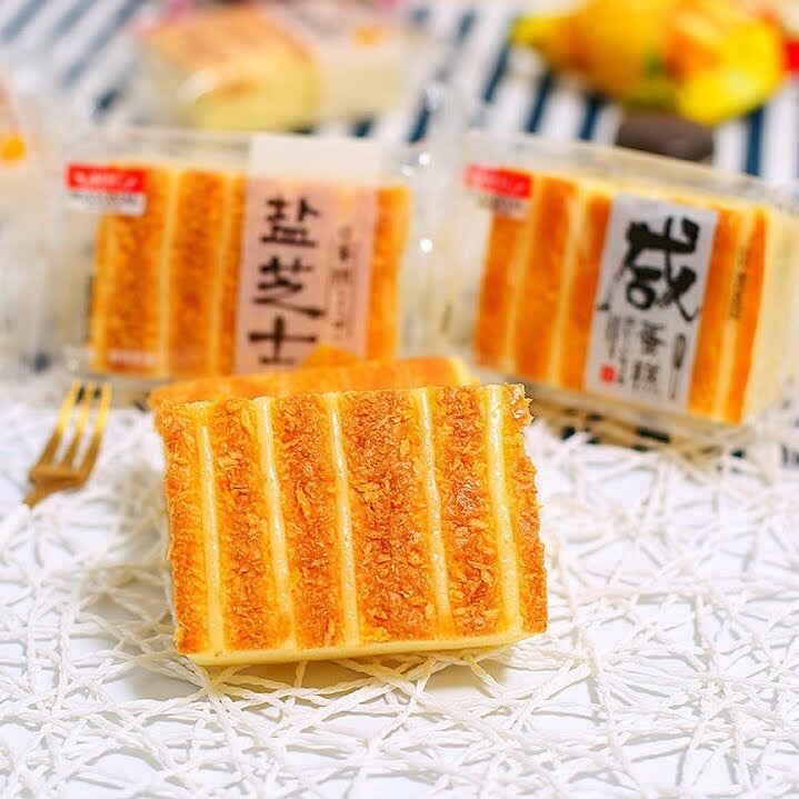 Thùng 1 kí Bánh bông lan chữ nhật random - mix vị
