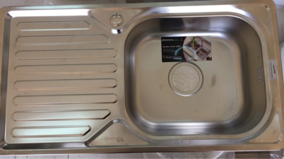 COMBO CHẬU RỬA CHÉN IN O X 1 HỘC 1 CÁNH 75*45 + VÒI RỬA CHÉN IN O X 304 + DÂY CẤP NƯỚC NHỰA 6 TẤT