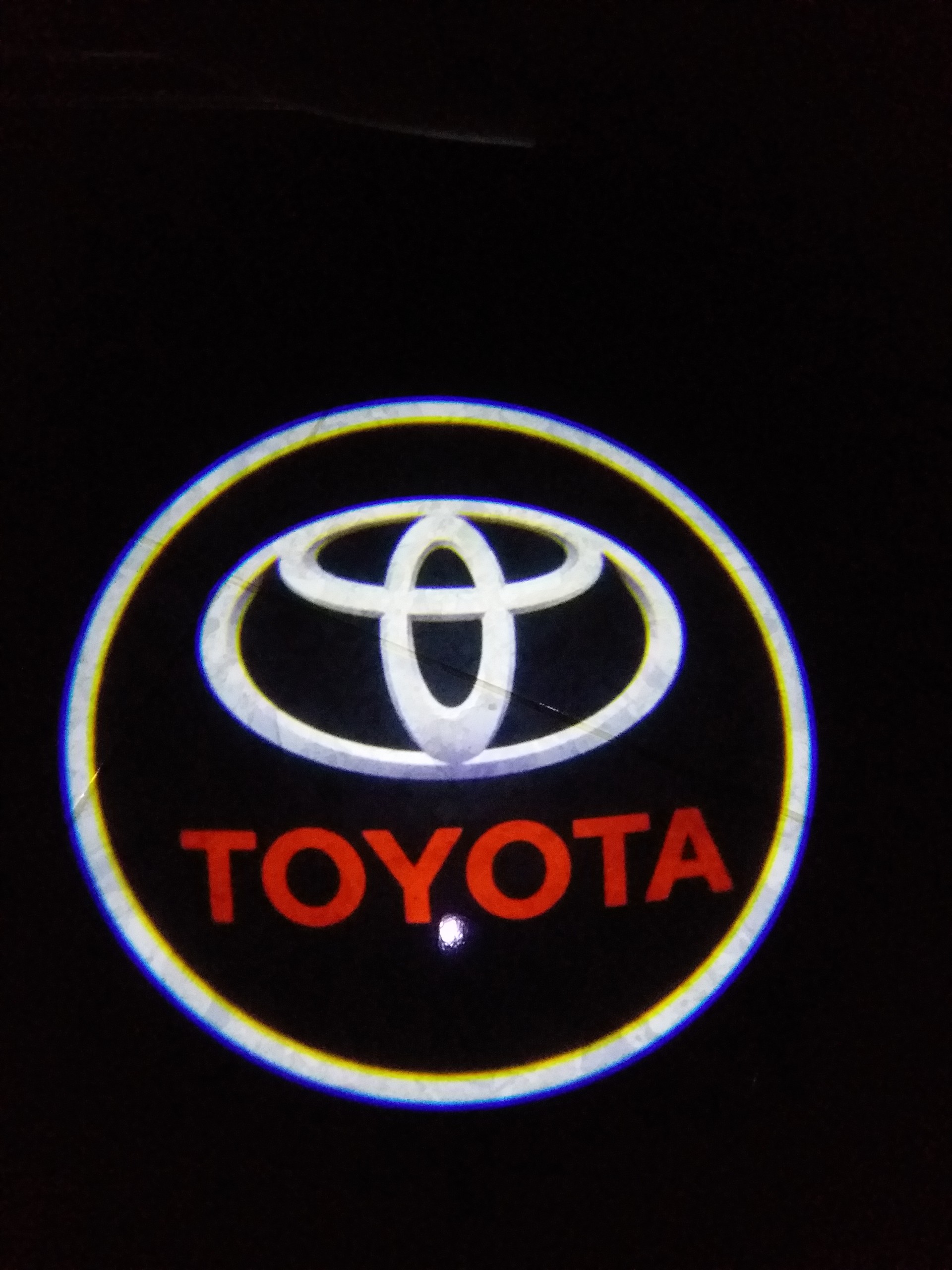 [HCM]01 Bộ đèn gắn cửa báo mở cửa sáng biểu tượng TOYOTA (gía 01 cặp) có tặng kèm 3 pin tiểu AAA TOSHIBA 15V