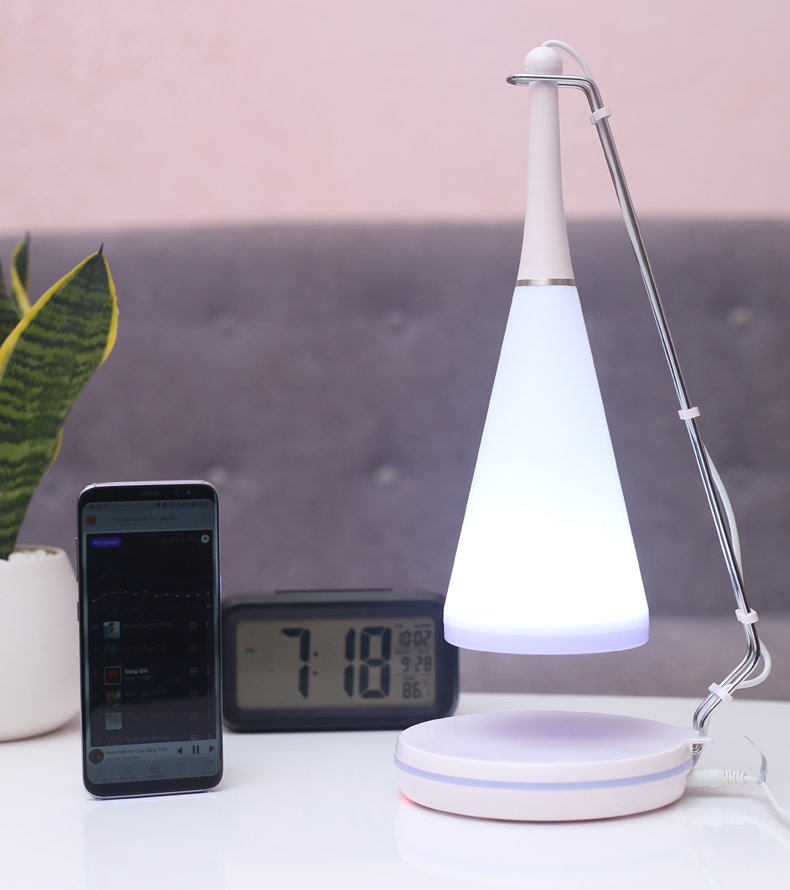 Đèn cảm ứng 3 in 1 mocato light m203