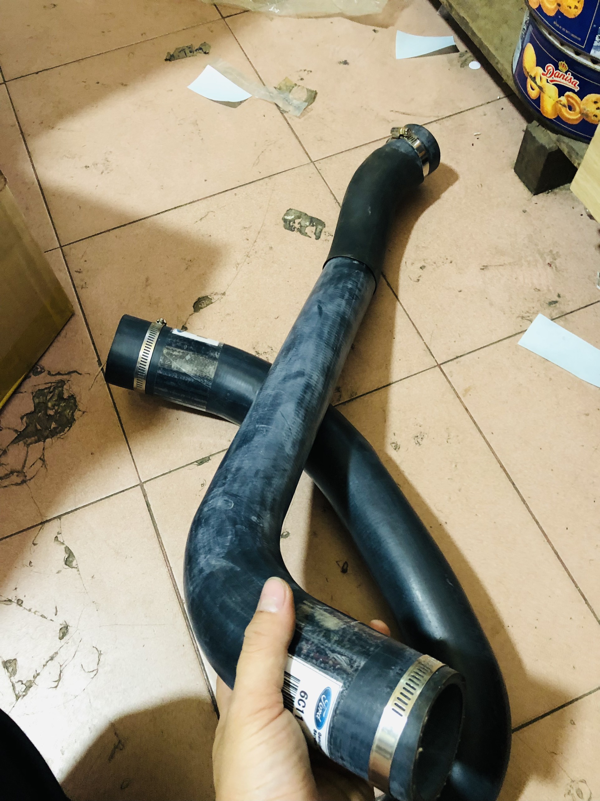 Ống turbo ford transit 2012-2021