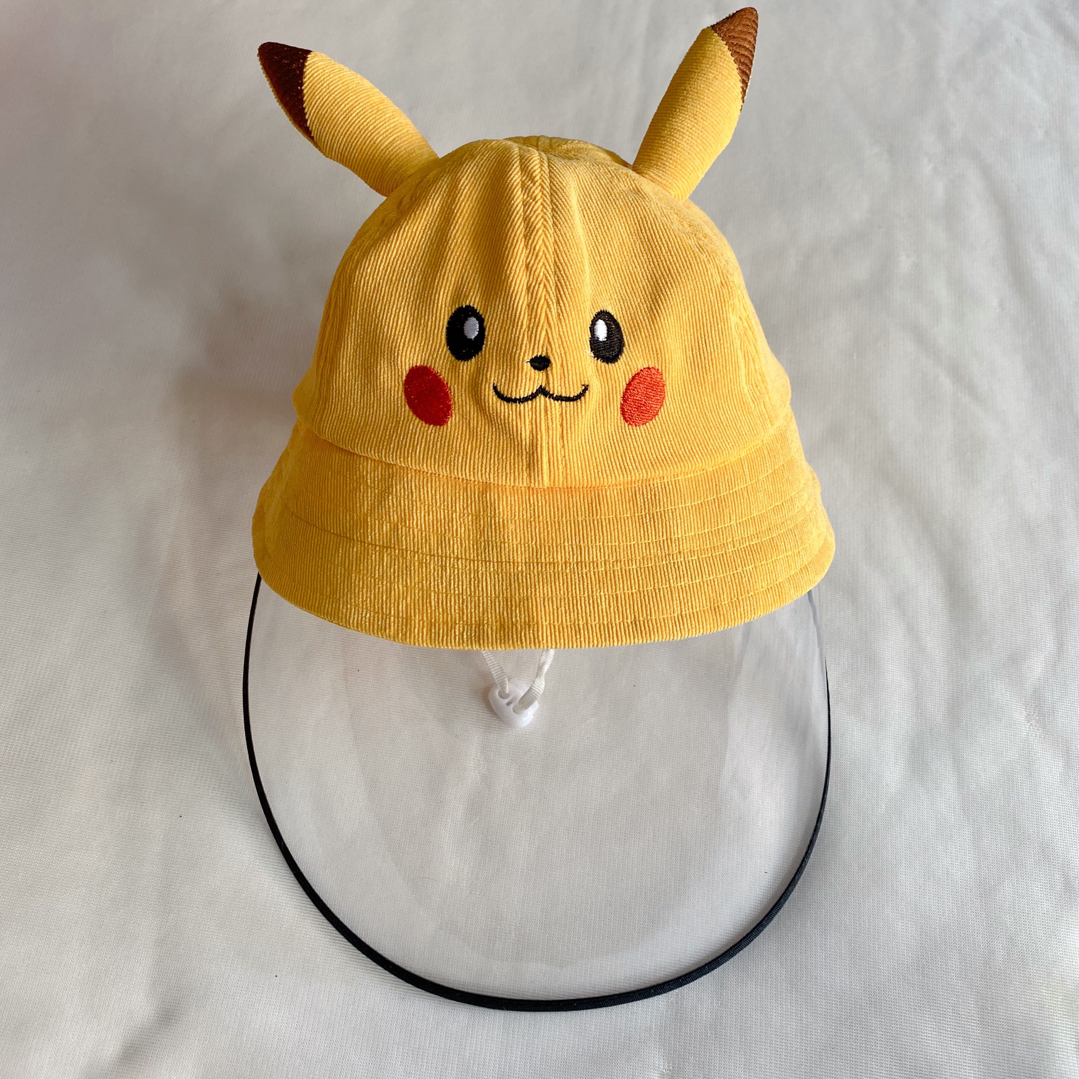 MŨ NÓN CHỐNG DỊCH PIKACHU CHO BÉ 2-6 TUỔI MŨ TAI BÈO PIKACHU CHỐNG DỊCH KÈM KÍNH BẢO HỘ THÁO RỜI