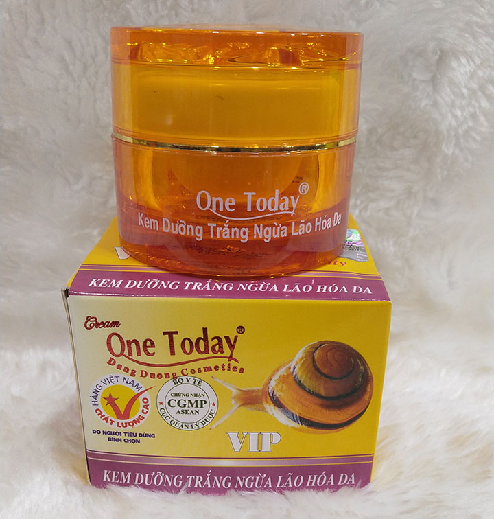 Kem dưỡng trắng ngừa lão hóa da ốc sên One Today 15g