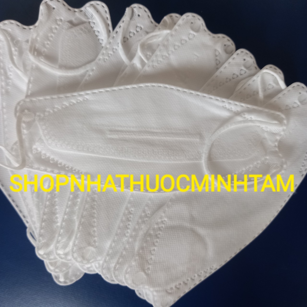 Khẩu trang kf 94 cabon 2 bịch 20 cái trắng đep