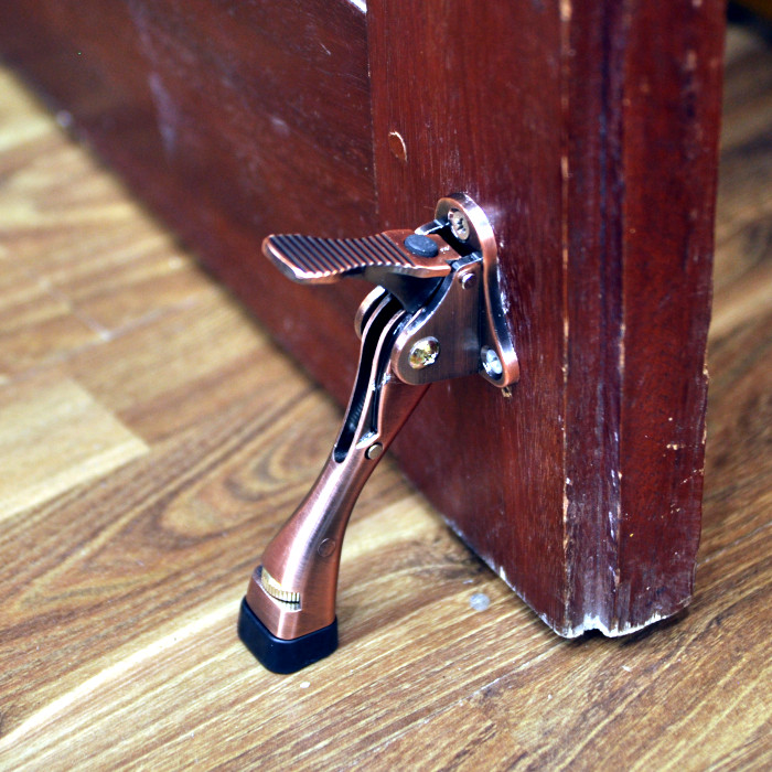 [Clip Shop tự quay] Chặn cửa móng ngựa có lẫy gạt mầu Đồng