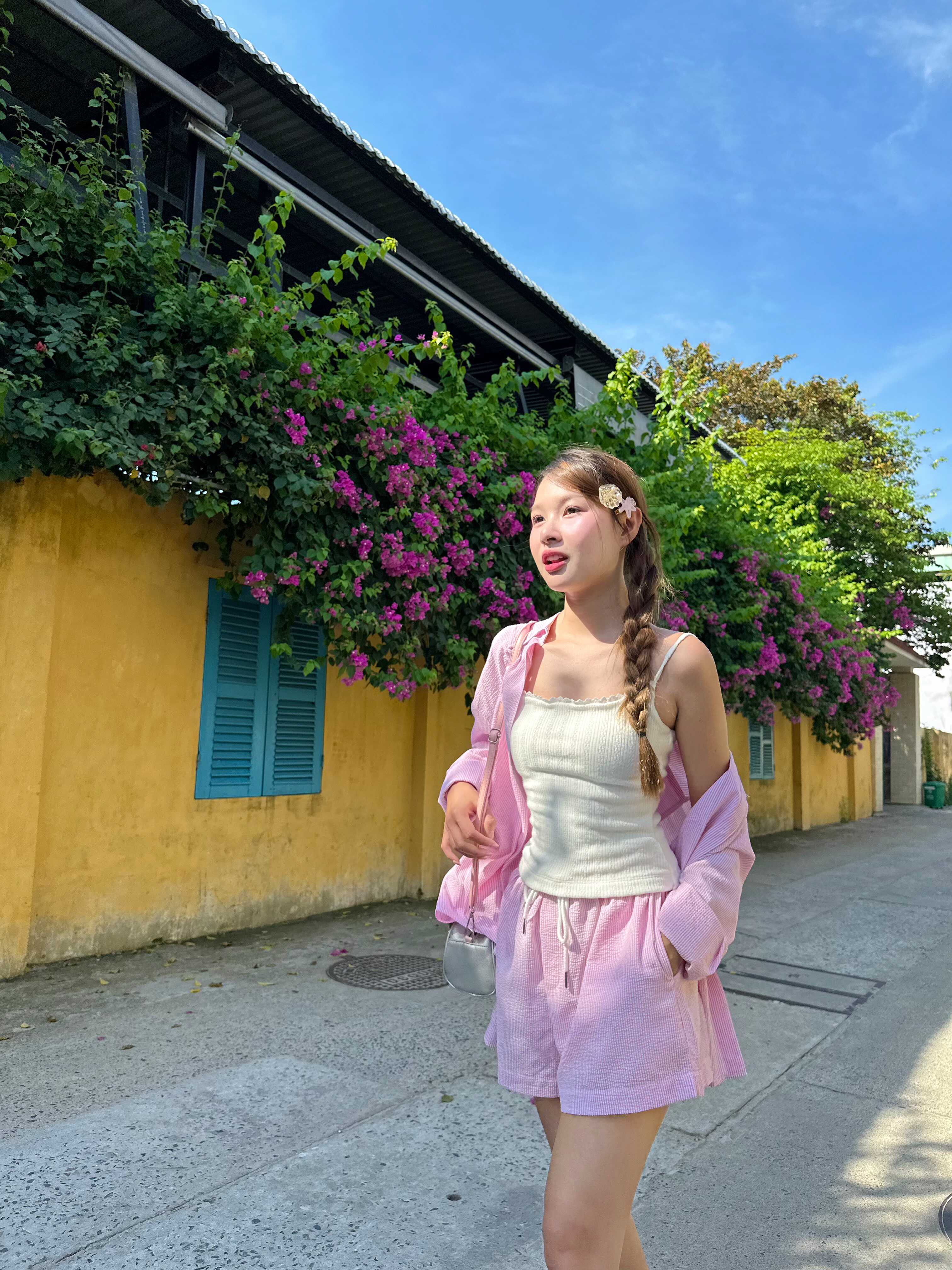 Áo dai dây form ôm phối viền ren | sassy top | secodee