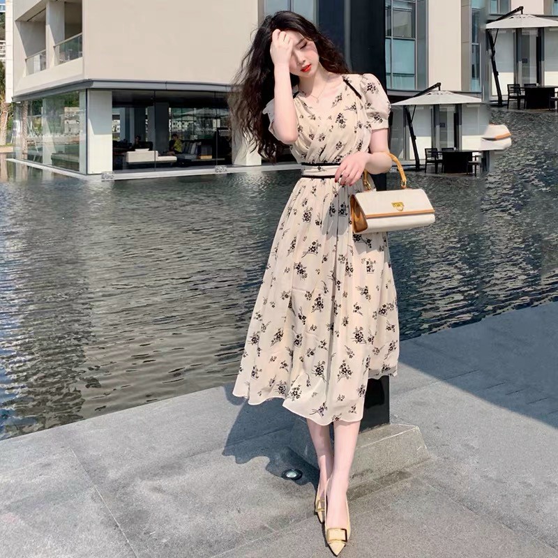 Đầm maxi dài kiểu dây eo đắp chéo bó hoa nhí cực sang cho cô nàng xinh đẹp