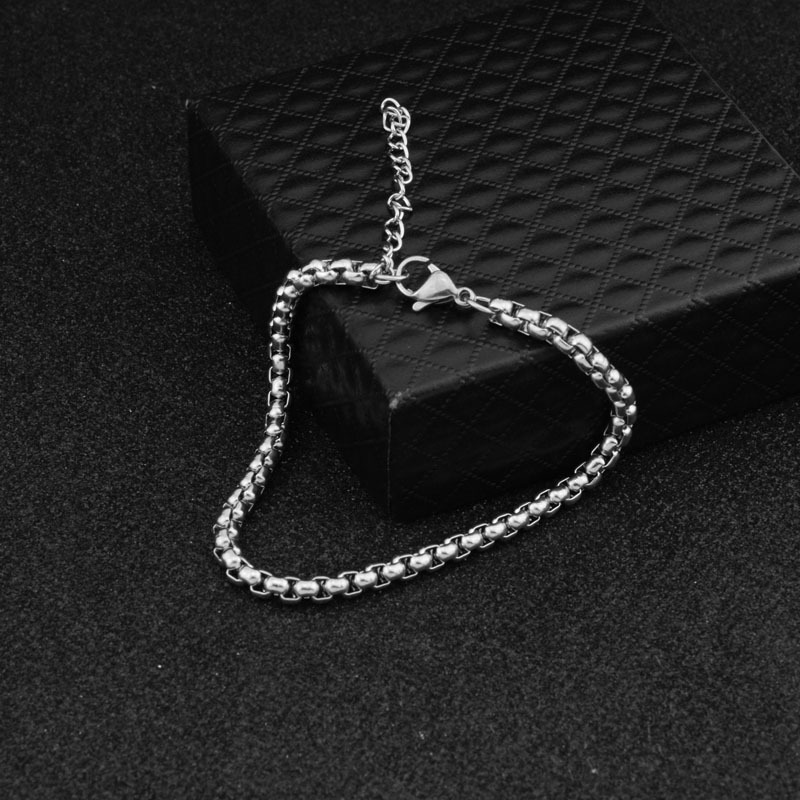 Vòng tay Jimin BTS chất liệu titanum