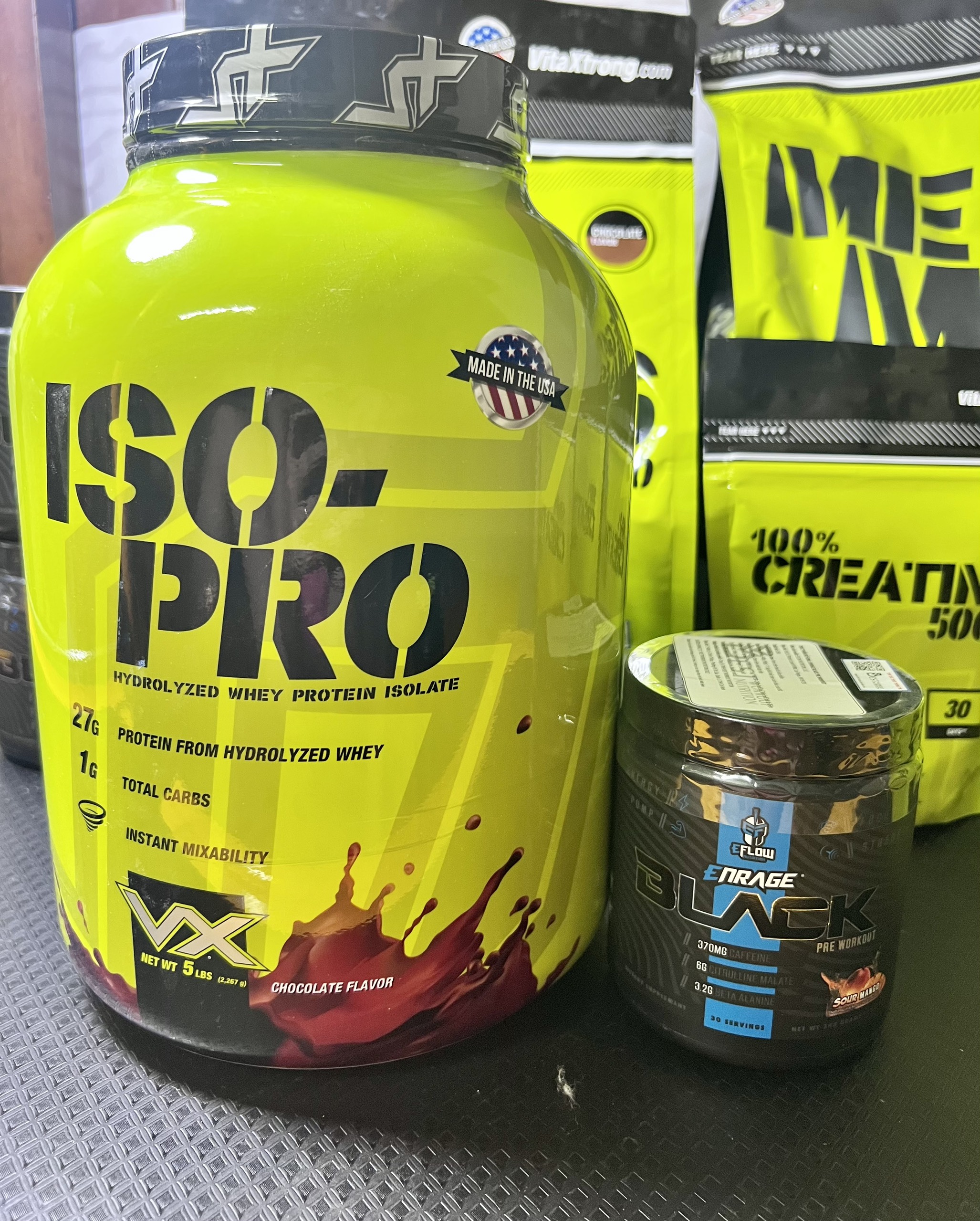 Iso Pro VitaXtrong 2,4kg 67 lần dùng - Whey thủy phân tăng cơ phục hồi cơ bắp
