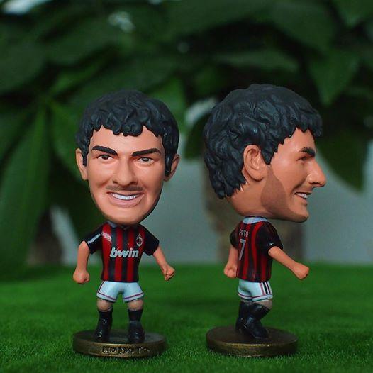 Tượng cầu thủ pato - lido sports