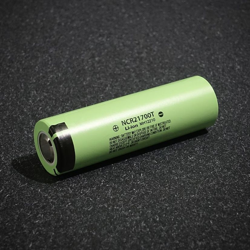 [P18] Pin Tesla 21700 4800mah xả 15A - nội trở thấp