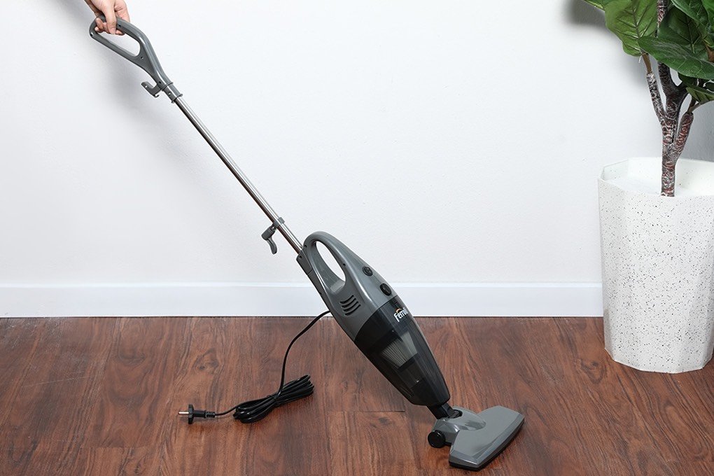 Máy hút bụi cầm tay Rapido RVC-600H Máy hút bụi đa năng , hút giường đệm, oto bảo hành 12 tháng chính hãng