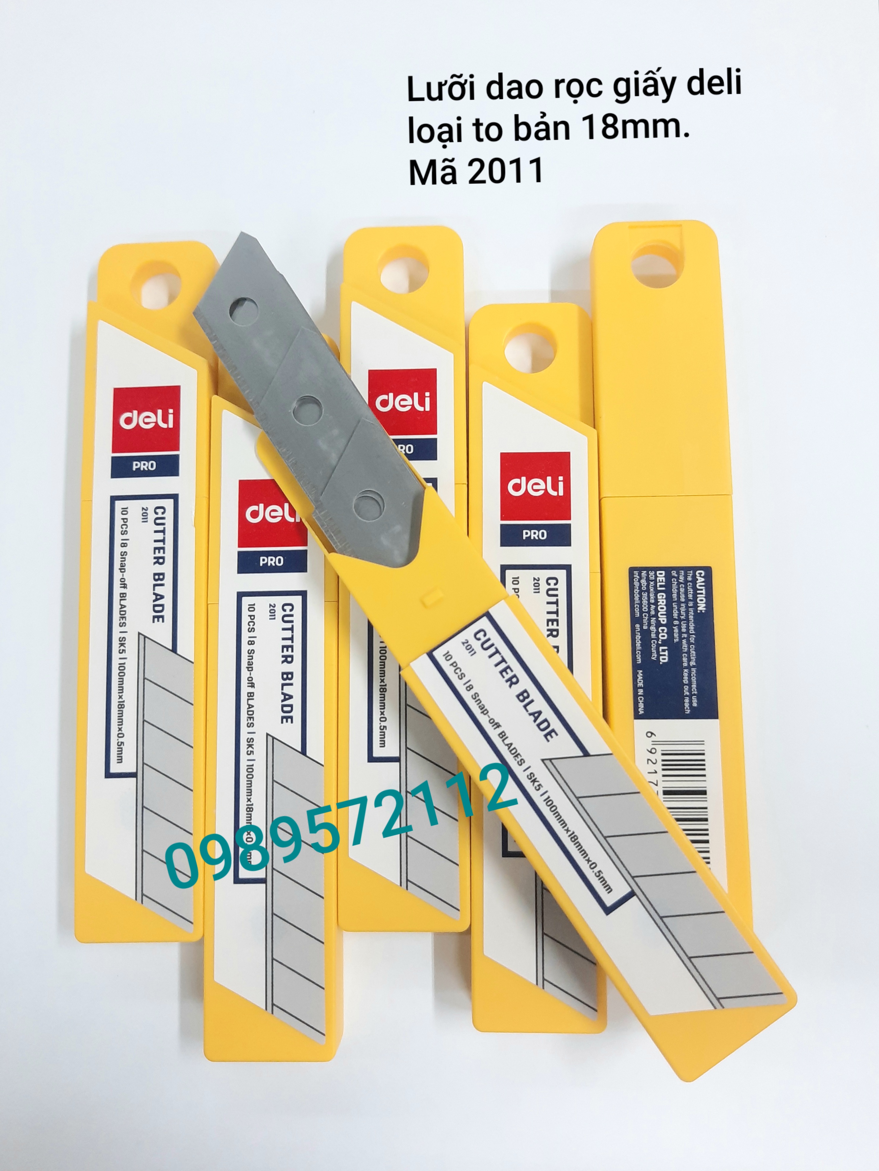 Hộp 10 cái lưỡi dao deli bản to 18mm mã 2011.