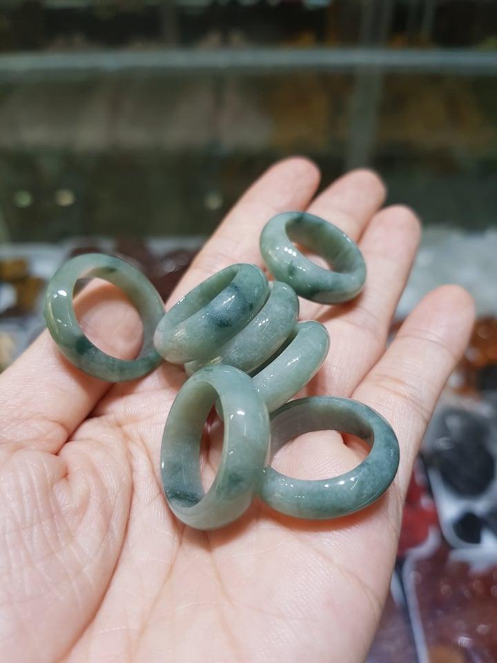 Nhẫn Đá Ngọc Phỉ Thúy Bản Nhỏ