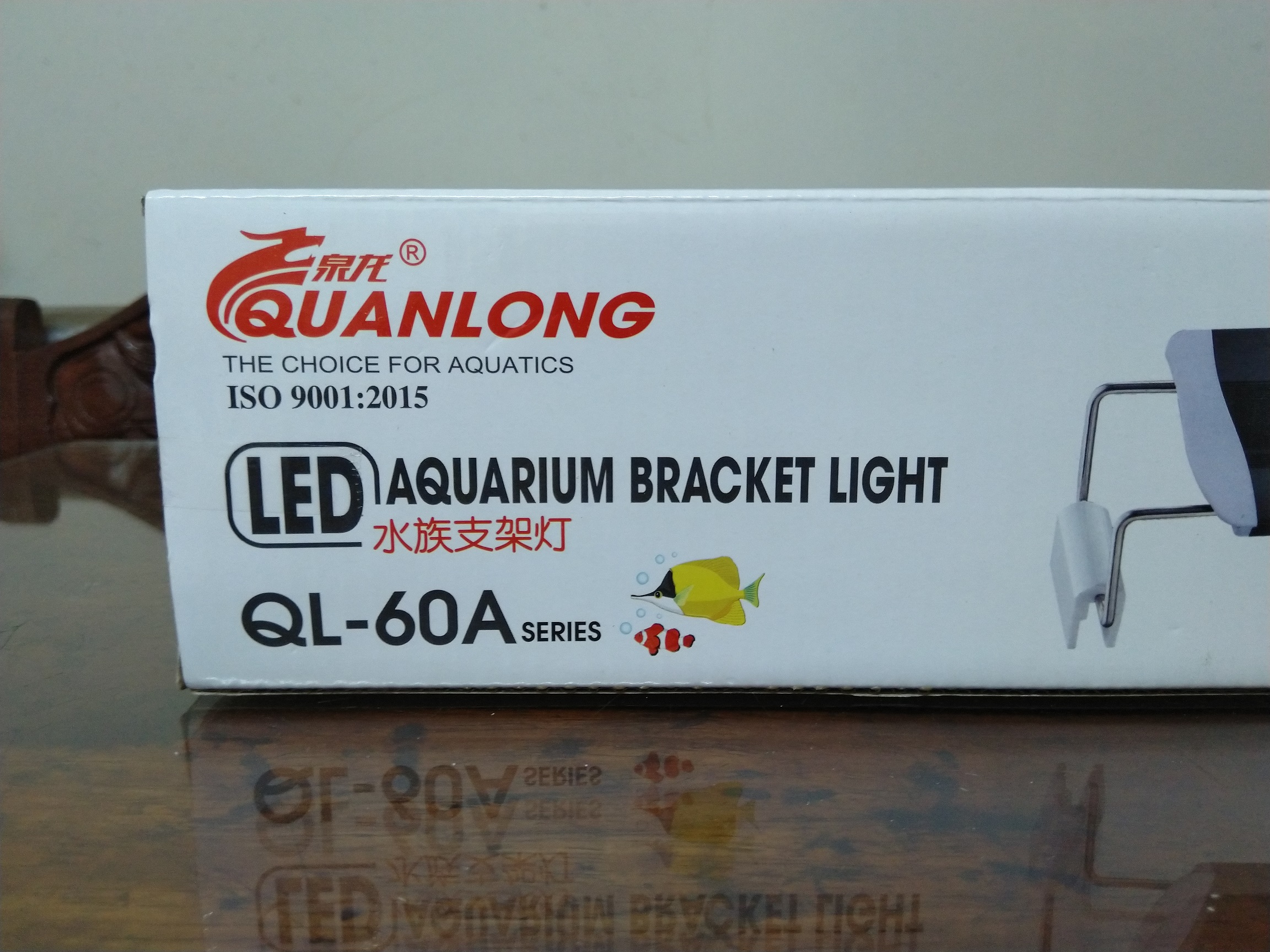 Đèn led trắng và màu quanlong 60cm dùng cho hồ cá.