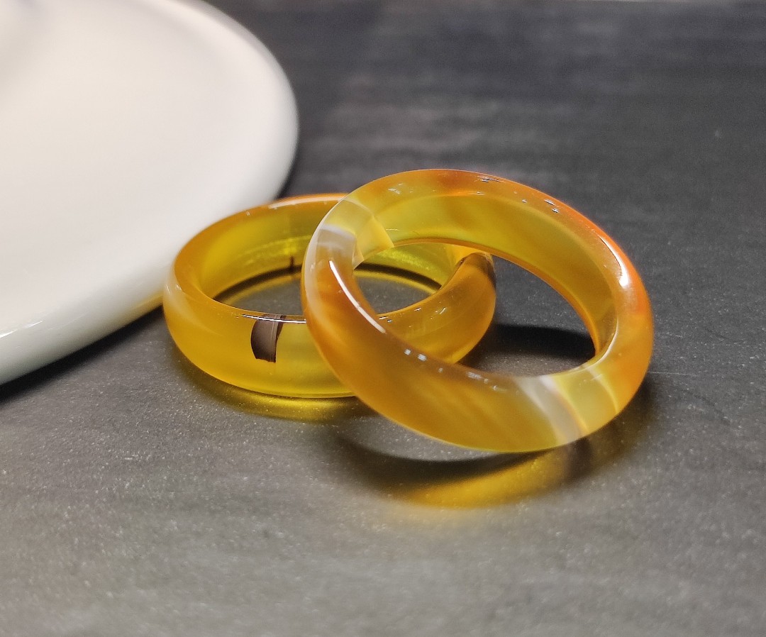 [HCM]Nhẫn mã não vàng size nhỏ 18mm, bản cao 5mm, ảnh thực tế - xưởng buôn đá phong thủy Huỳnh Đào