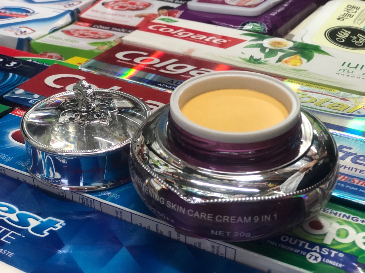 KEM DƯỠNG TRẮNG DA OSACHI 9in1 (20g)