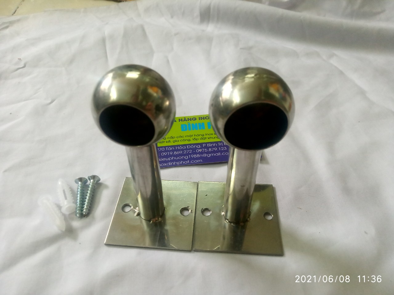 [HCM]BỘ 2 CÁI BASS BẮT TƯỜNG TREO RÈM PHI 22