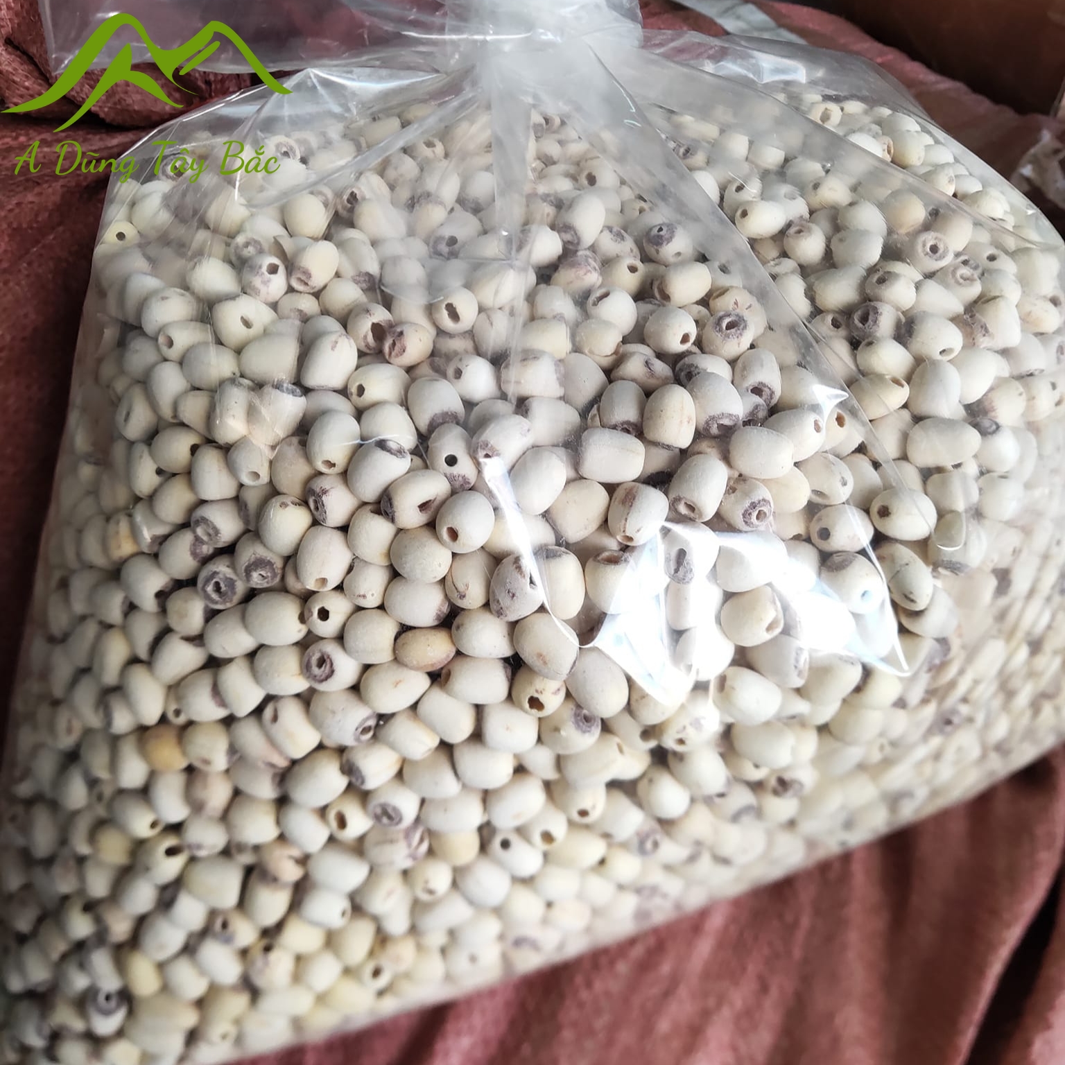 Hạt sen khô hữu cơ Huế loại 1 ngon thơm bở, trà hạt sen sấy khô giúp ngủ ngon dễ ngủ, nấu chè, nấu sữa, ăn dặm cho bé