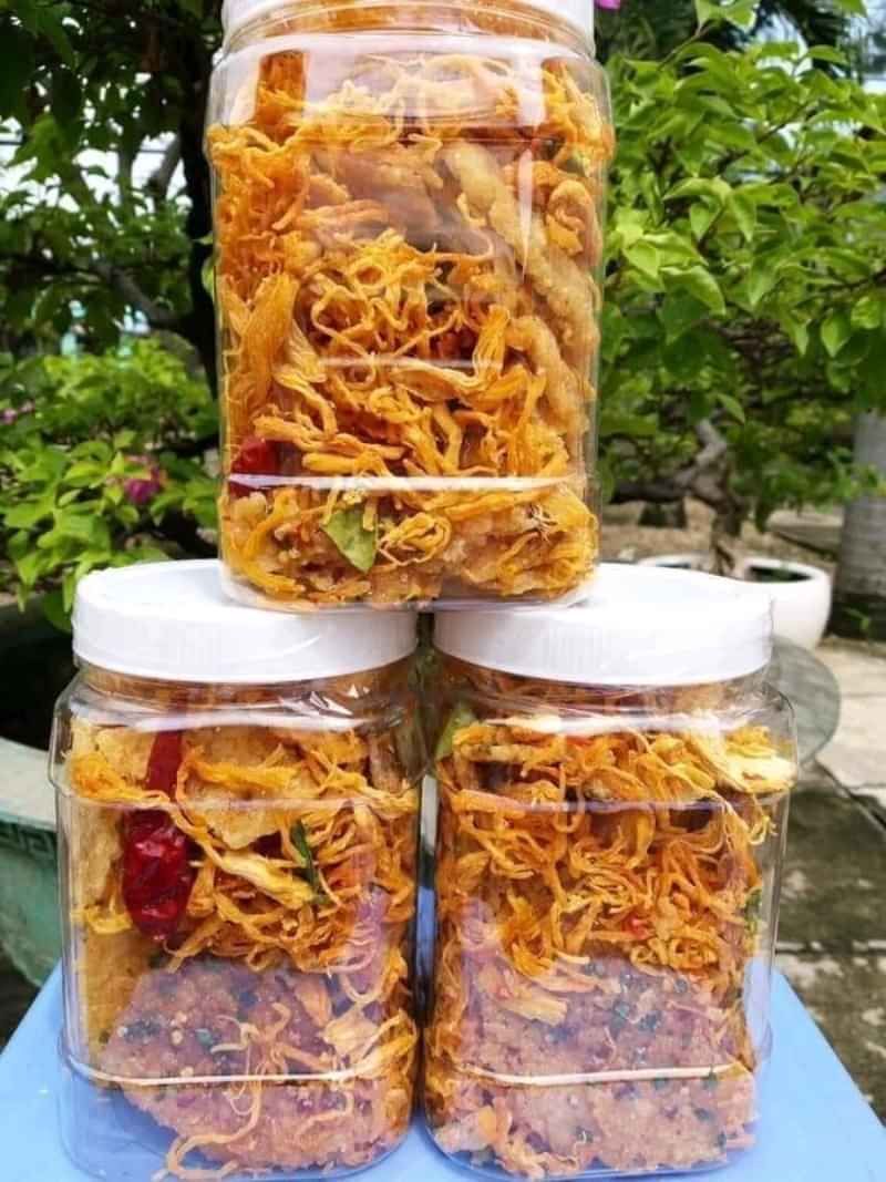 1kg cơm chiên nước mắm lắc khô gà