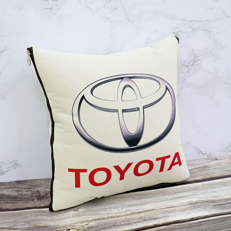 Chăn & gối 2in 1 logo TOYOTA dành cho xe hơi du lịch văn phòng tiện lợi - TOPMAX SHOP