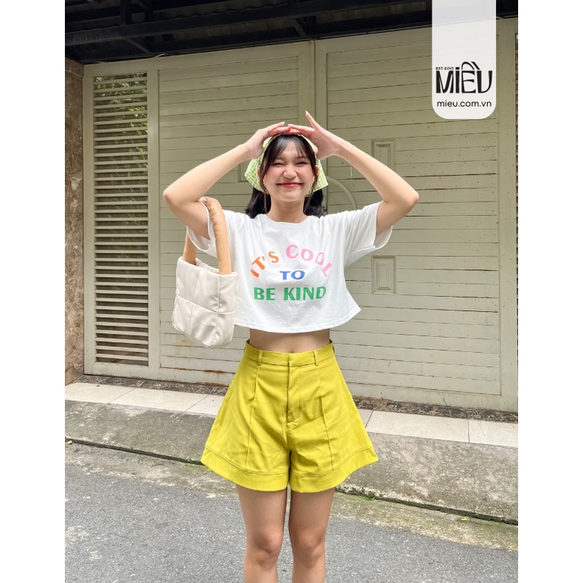 Miều_ áo croptop it's cool to be kind