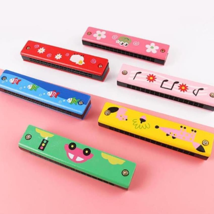 Kèn harmonica cho bé h16 - hoa văn thú vị - giúp bé cảm thụ âm nhạc