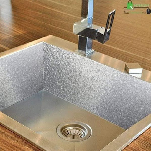 Kết quả hình ảnh cho Giấy bạc dán bếp, dán mọi nơi