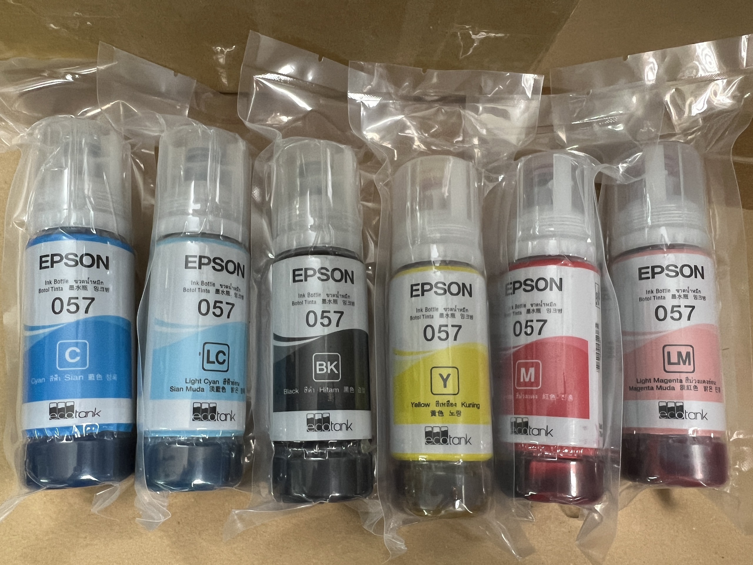 Mực in mã mực 057 cho máy epson L8050/ L18050 .v.v.