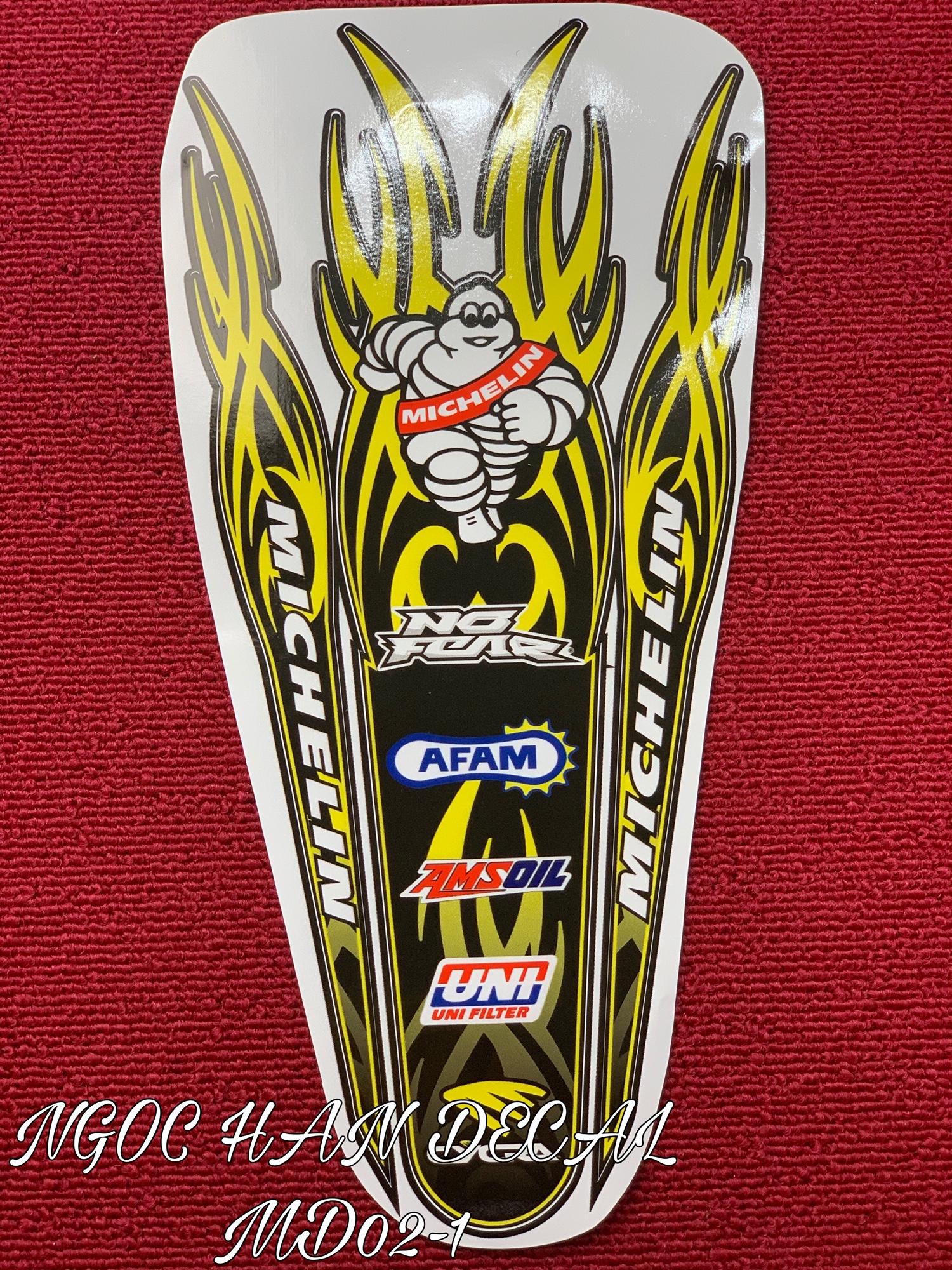 Tem chế Michelin màu vàng dán trang trí mỏ dè xe máy -- NGỌC HÂN DECAL