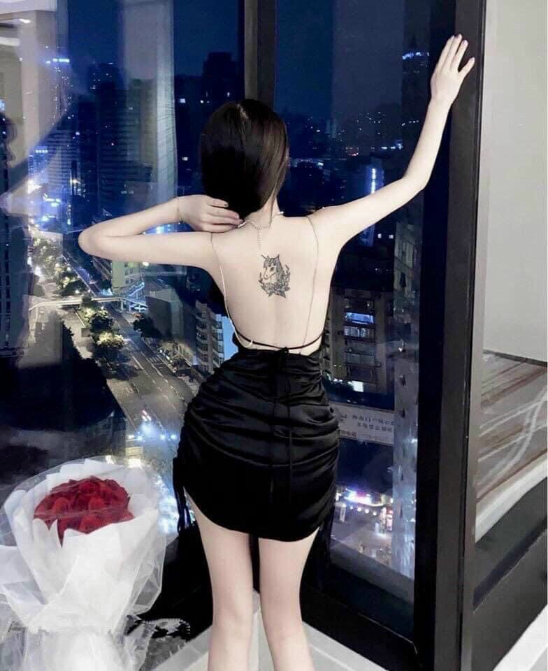 Đầm 2 dây hở lưng sexy