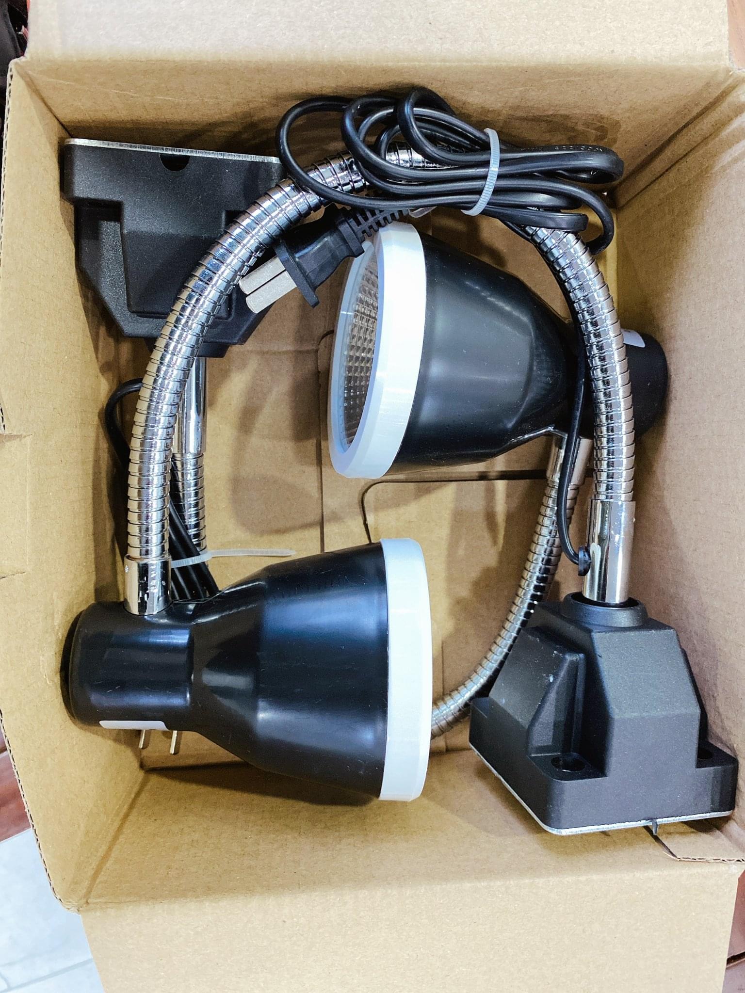 Đèn led chiếu sáng máy tiện phay cnc