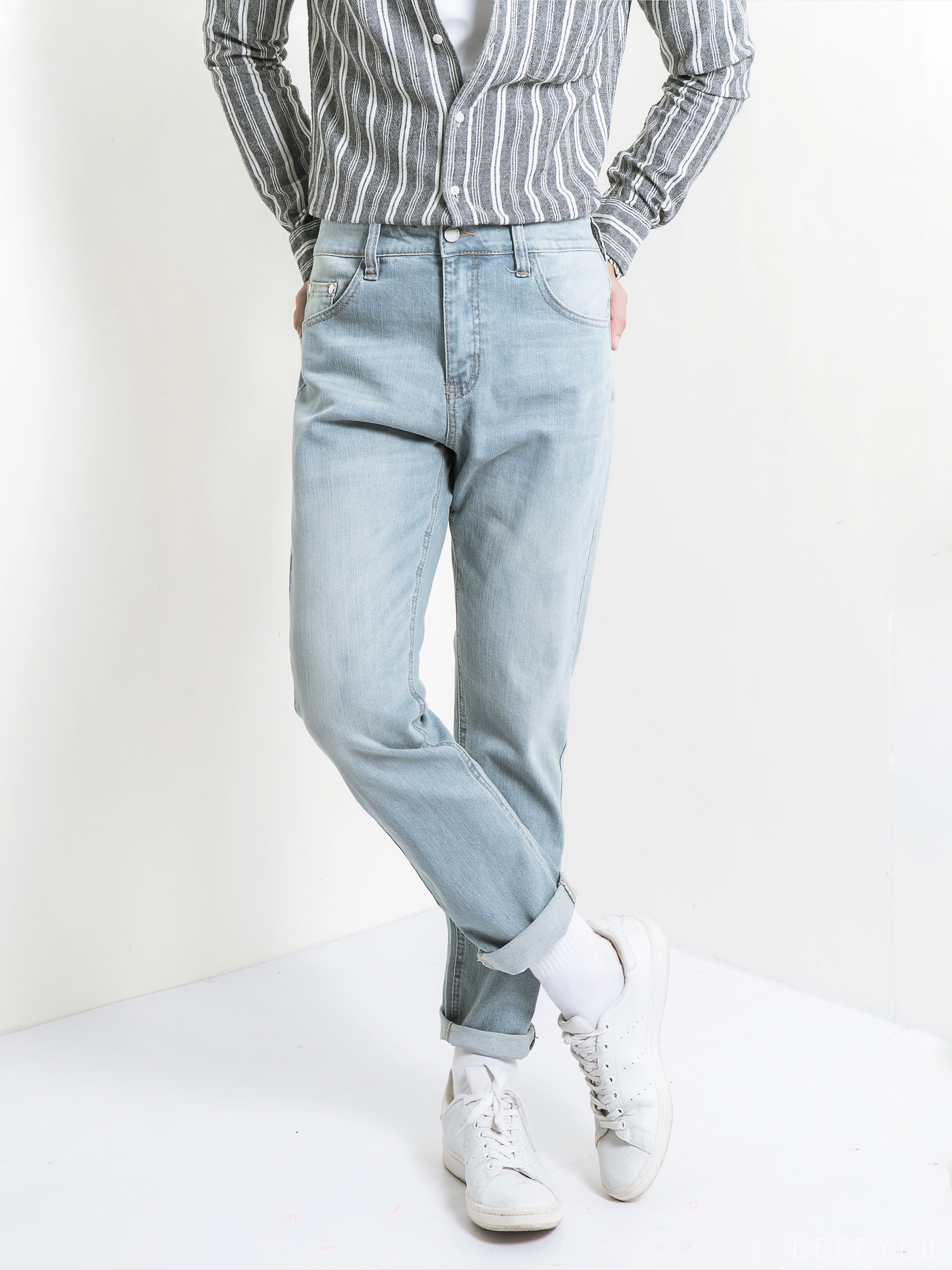 Quần jeans trơn cf nam kiểu dáng basic, chất liệu jeans co giãn nhẹ
