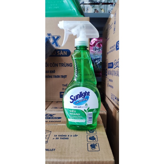 Nước lau đa năng Sunlight chai 520ml siêu nhanh sạch vết bẩn trong 10 giây - dạng chai xịt tẩy rửa v