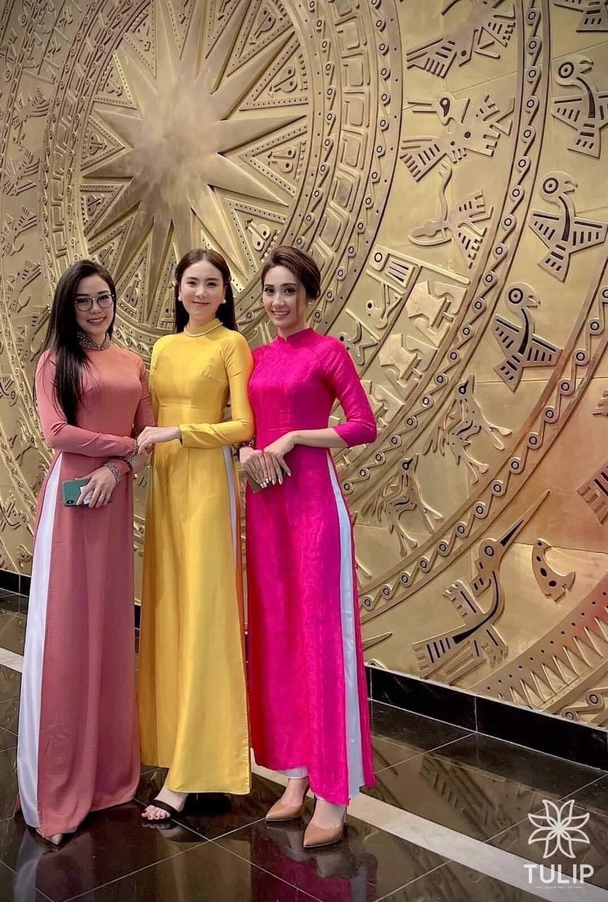 Áo dài gấm tơ cao cấp vải mềm co dãn