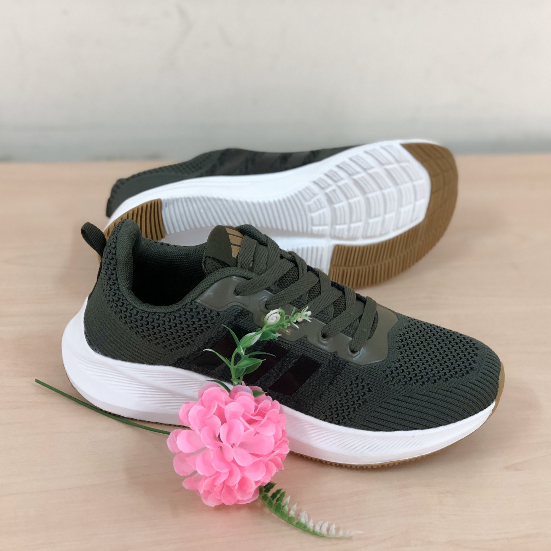 Giày thể thao nam thời trang xanh rêu P125