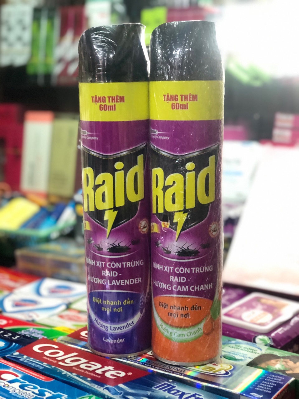 Xịt muỗi Raid 600ML hương cam chanh/ lavender/ không mùi ( giao ngẫu nhiên nếu khách không nhắn tin)