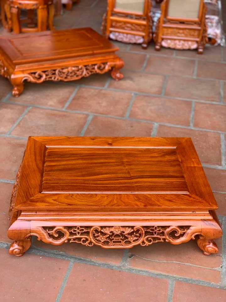 bàn osin kích thước dài 60 cm rộng 40 cm cao 20 cm. gỗ hương
