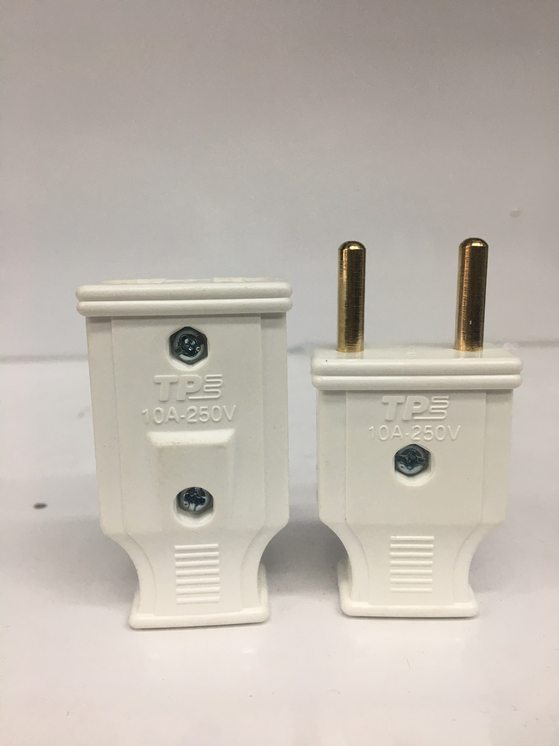 Phích cắm điện tpe 10a-250v-2500w chui đực, cái
