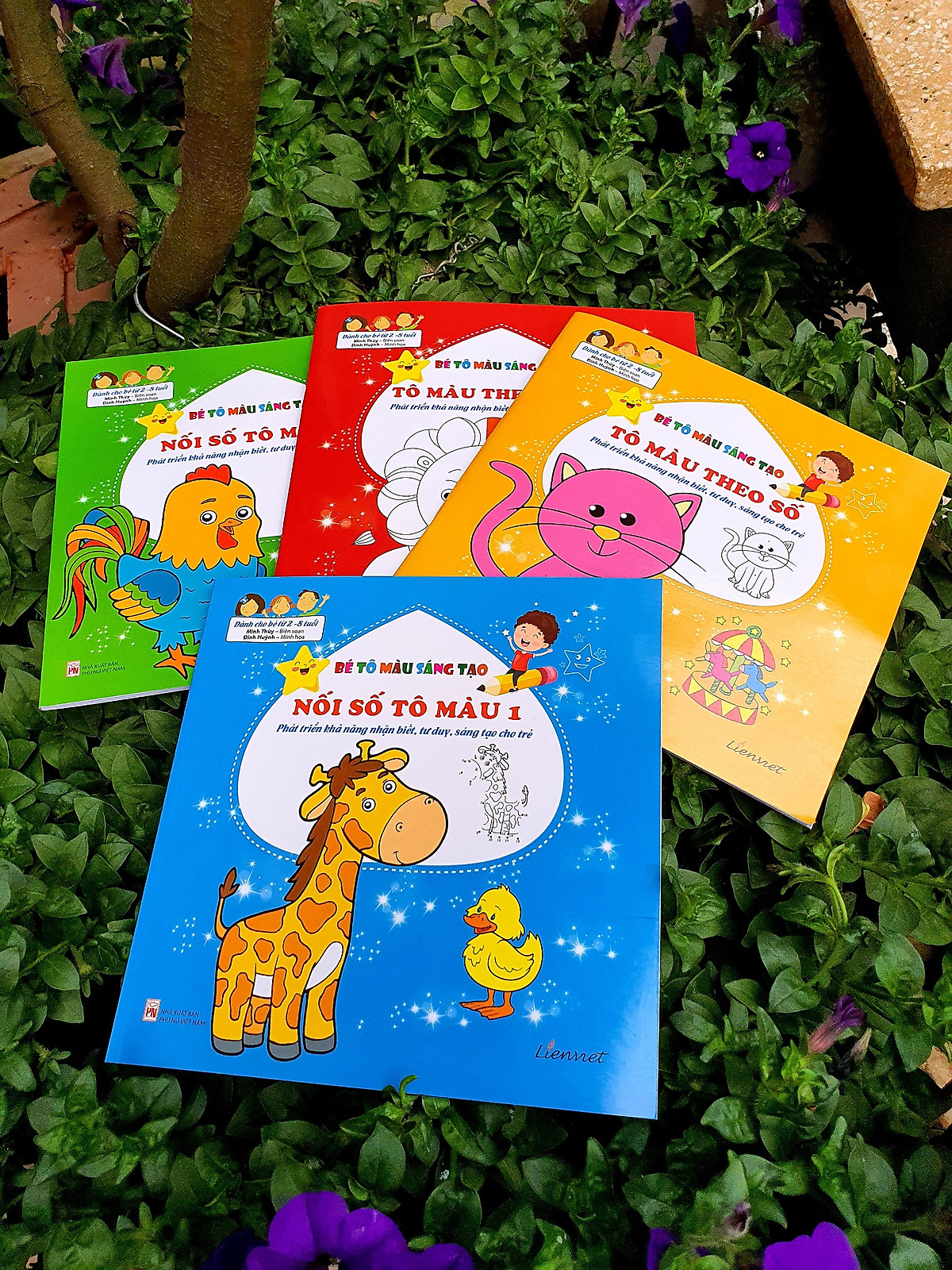 Bộ bé tô màu sáng tạo - trọn bộ 4 cuốn