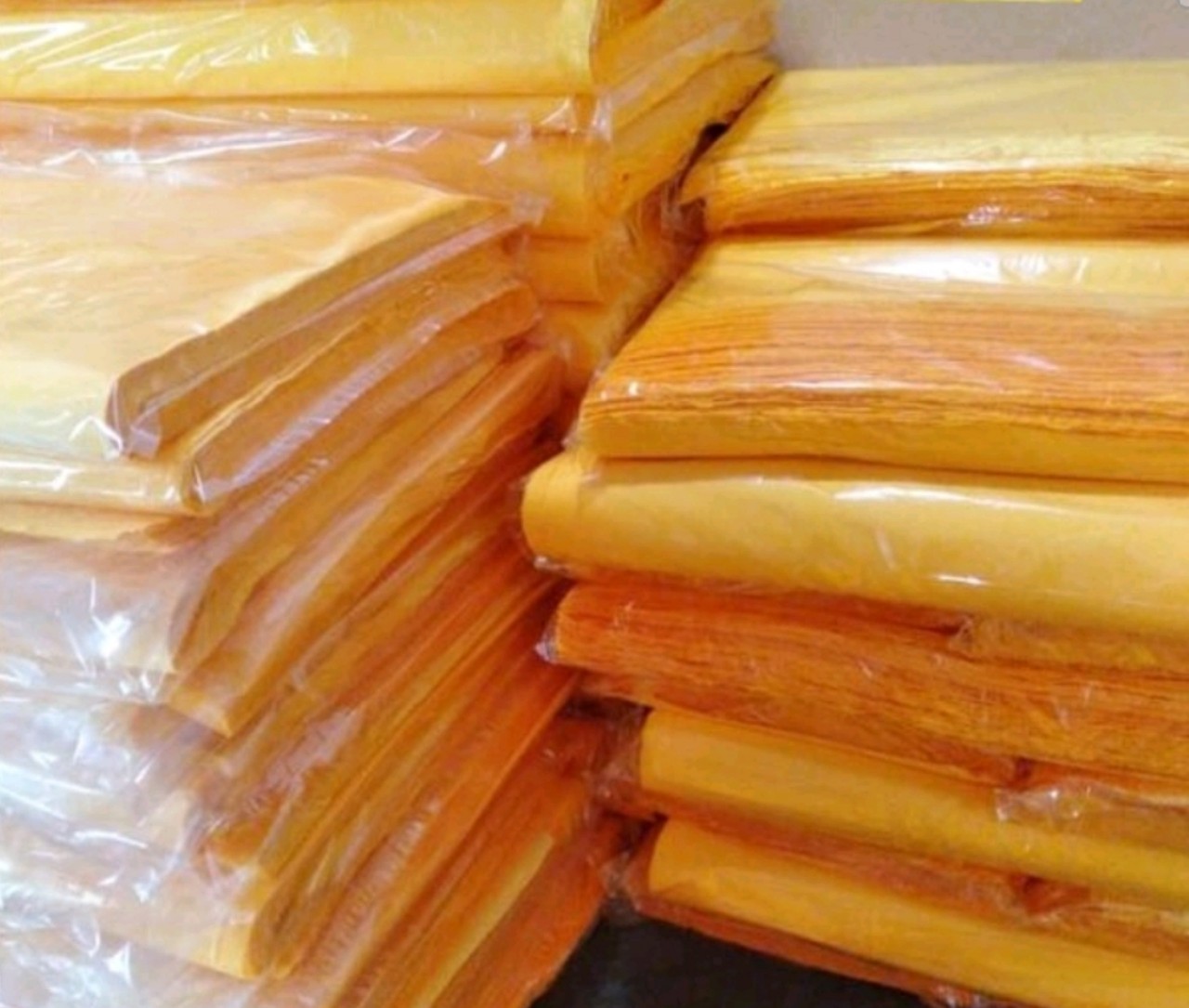 Vải vàng lót hộp yến