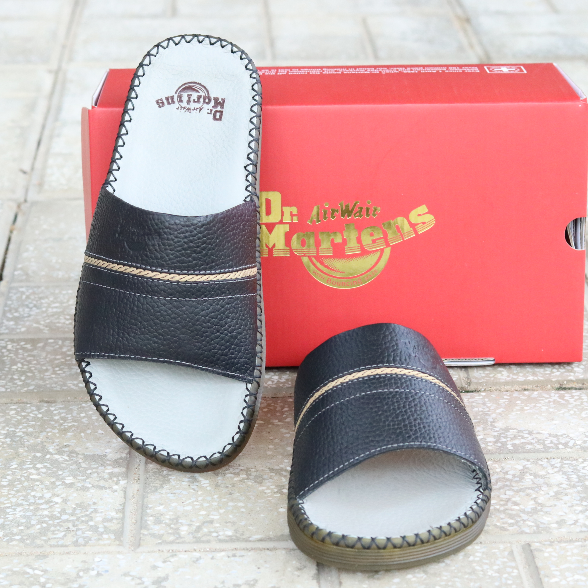 Dép quai ngang Dr Martens Thái Lan, dép da bò thật 100%, sản phẩm fullbox, bảo hành 2 năm