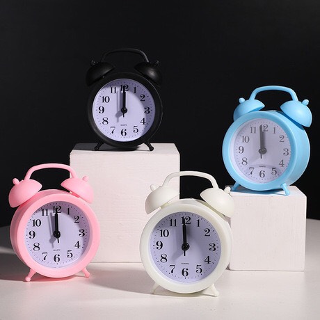 Đồng hồ báo thức quả chuông dễ thương để bàn