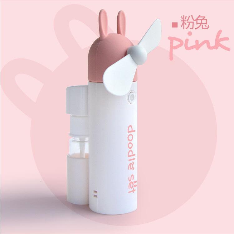 Quạt mini cầm tay dễ thương,có phun sương