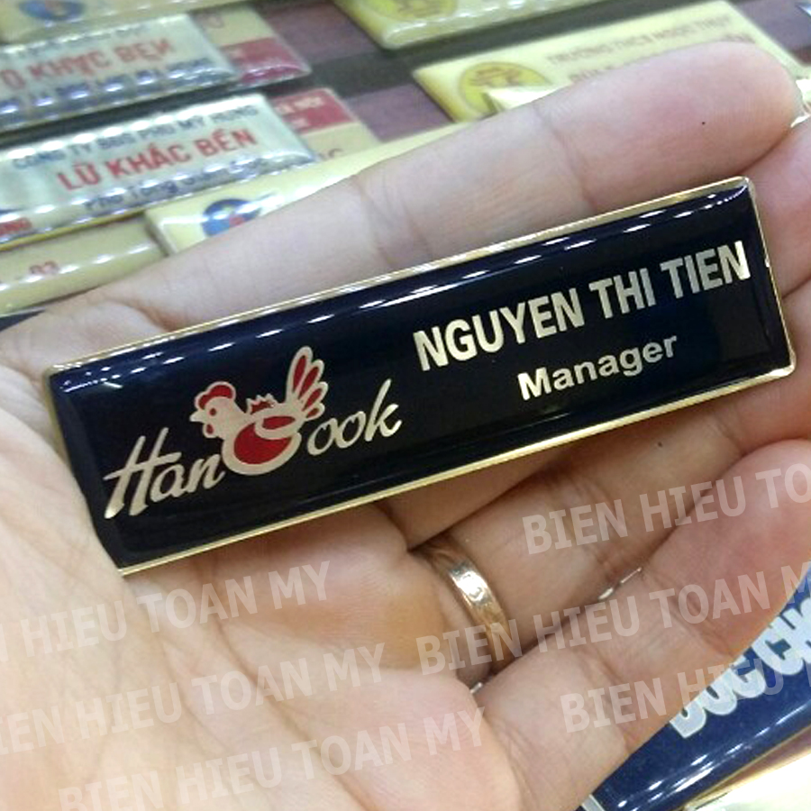 Thẻ tên - Thẻ đeo nhân viên - Combo 5 bảng tên bằng đồng - biển tên nhân viên văn phòng, quán bar, nhà hàng, khách sạn