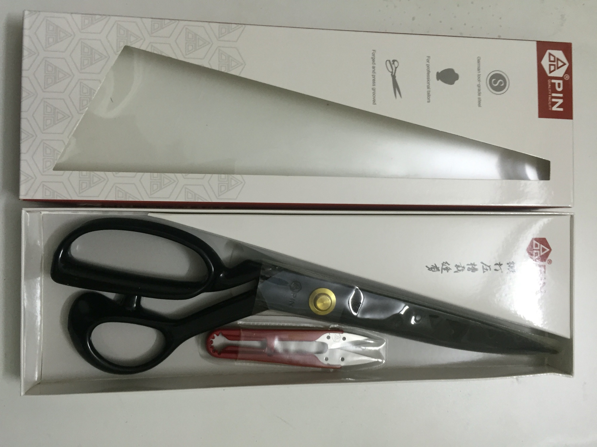 kéo cắt vải pin đen 12 inh + 1 kéo cắt chỉ